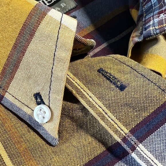 Authentic Rockies Jeanswear Women's Plaid Button-Down Shirt – Size L 100% cotton - Picture 7 of 11